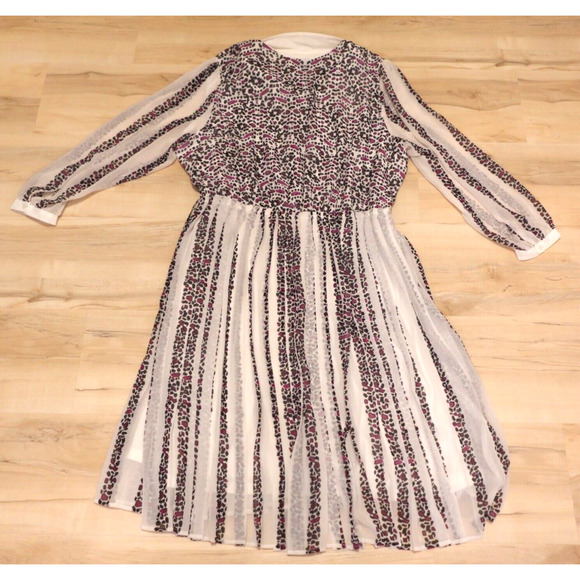 Girl With Curves x Lane Bryant Pleated Animal Print Midi Dress Size 26 NWT - Picture 3 of 10